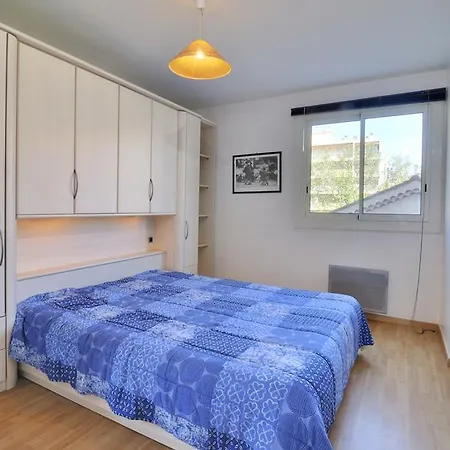 La Caravelle جوان ليه باه